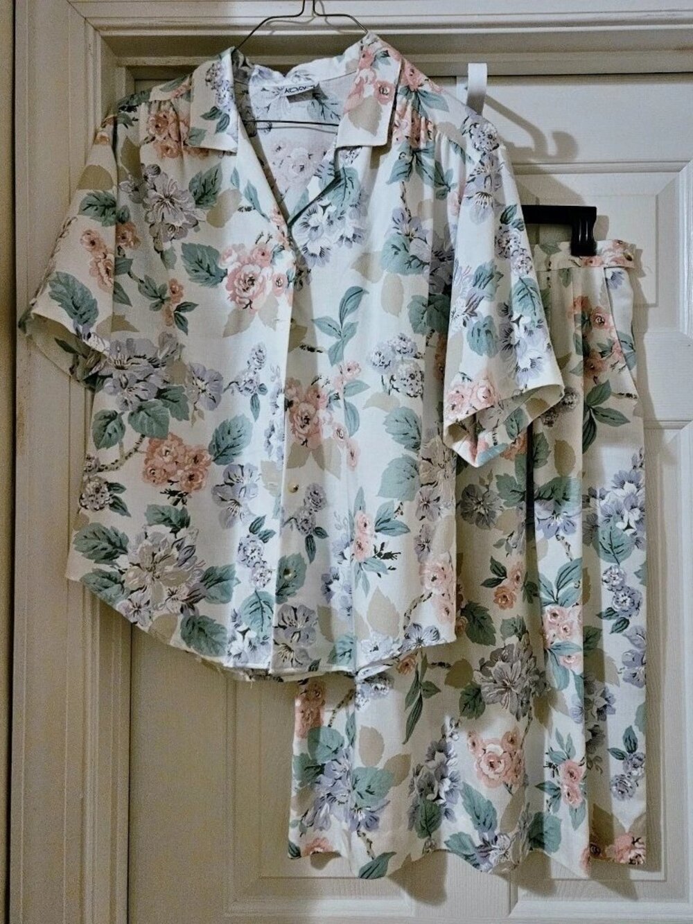 Koret Women’s 2-Piece Blouse Skirt Set Size 14 XL Floral Print